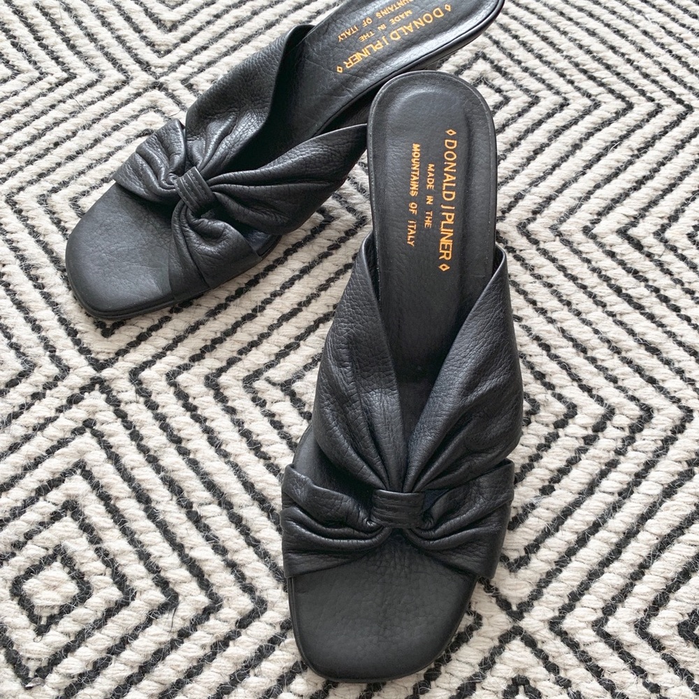 Soft Leather Twist Kitten Heels